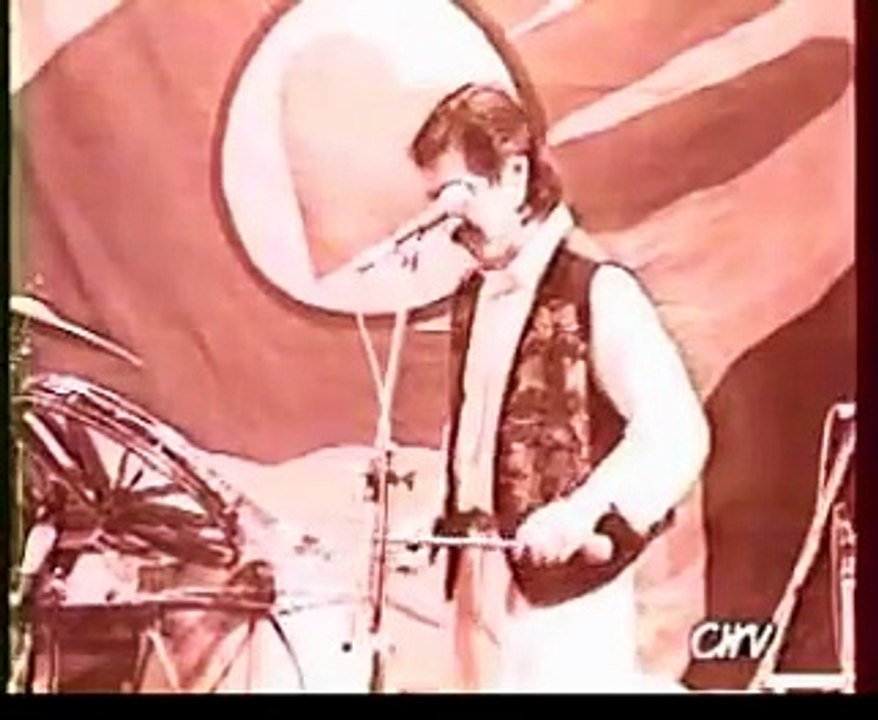 INTI ILLIMANI Patricio Manns - Arriba en la cordillera