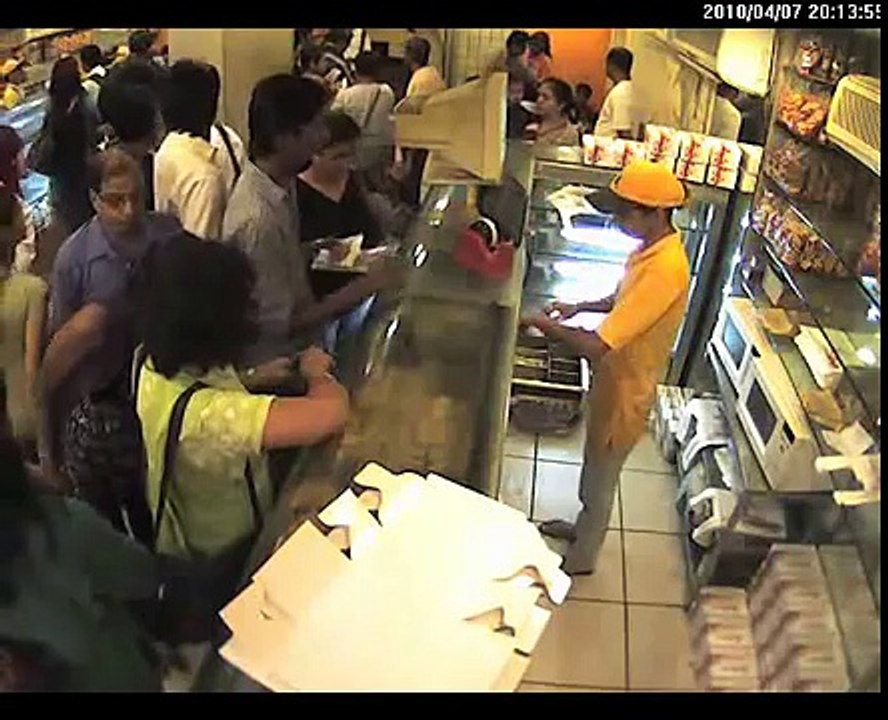 Thief Caught on Camera,Mumbai,India