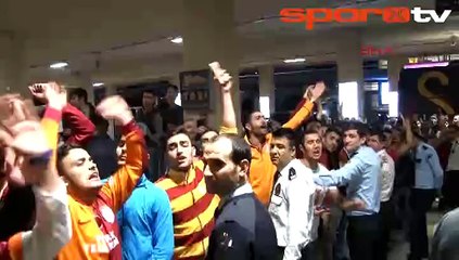 G.Saray "şampiyon" gibi karşılandı