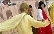 yesung ryeowook kyuhyun eunhyuk shindong sungmin doing indian dance on shinwha bangshow e28 120922 h