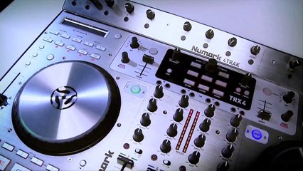 Numark 4Trak - Controleur Traktor (La Boite Noire)
