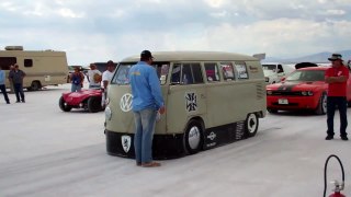 VW Bus Goes 109mph at Bonneville World of Speed!