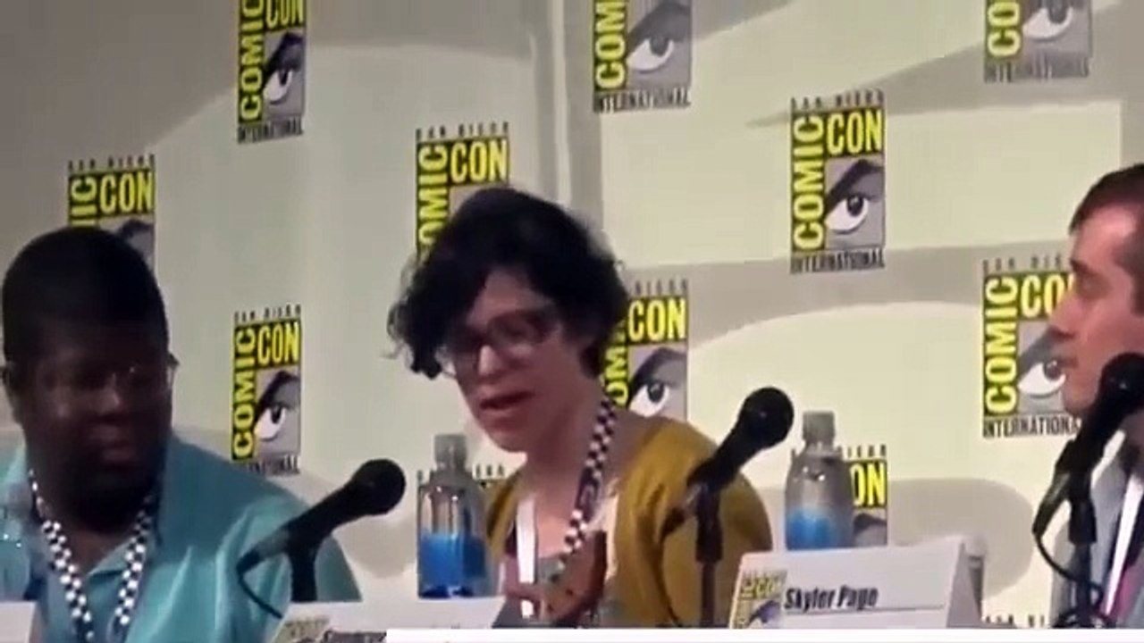 Rebecca Sugar Performs Giant Woman   Steven Universe Cartoon NetworkSteven Universe Theme song