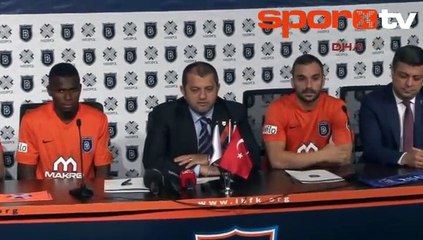 Başakşehir'de iki imza birden!
