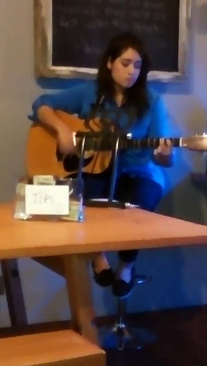 'Make You Feel My Love' - Adele acoustic cover live @Santé Wine Bar, Portland, OR 07/11/2015