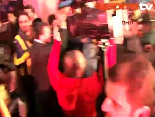 Fenerbahçe, İstanbul'da meşalelerle karşılandı!