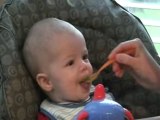 Peyton eating green beans 2