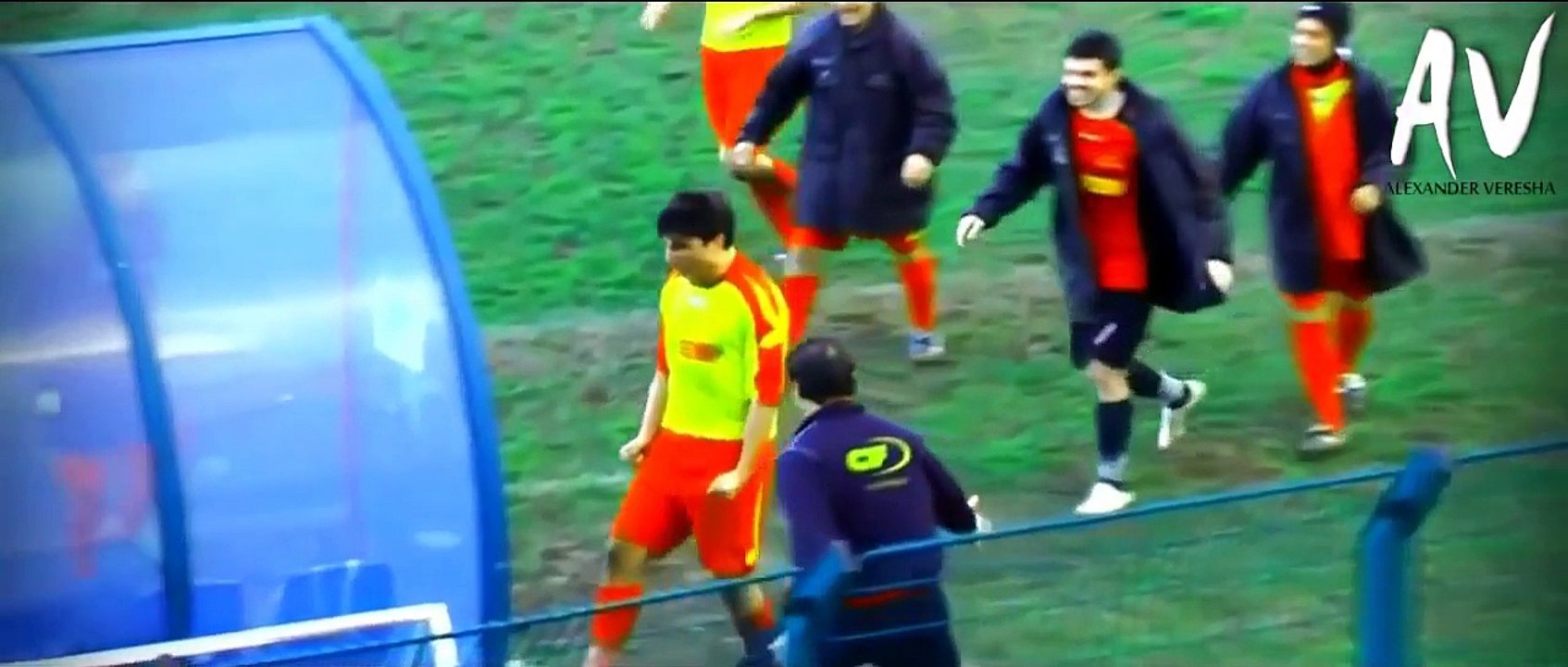 Best Football Funny Moments • Fails & Bloopers Compilation 2014 15 • Episode 1
