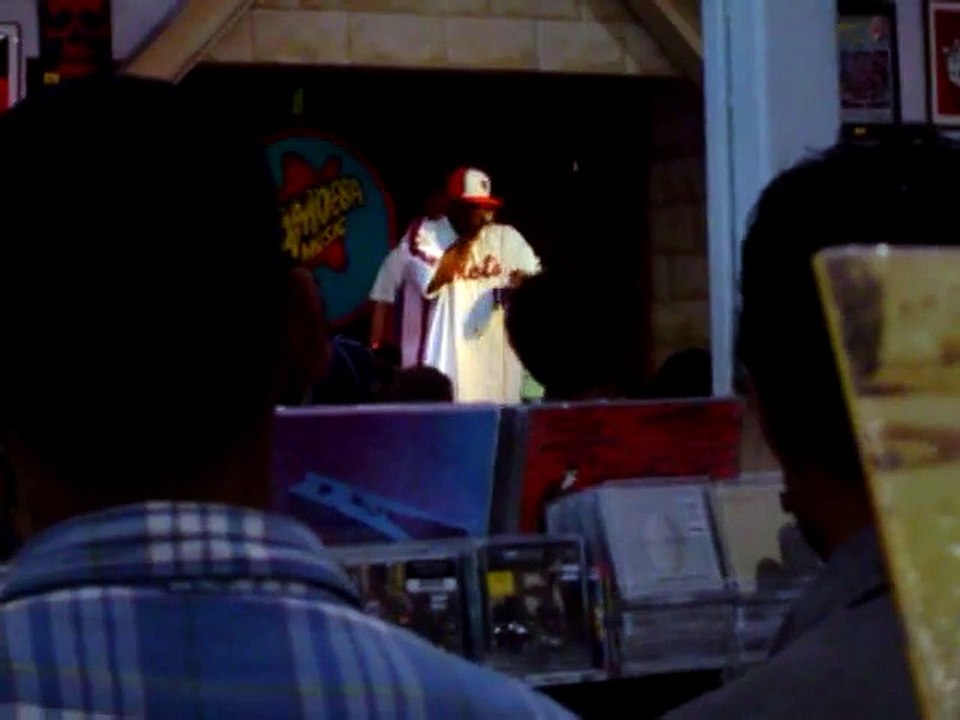 Rahzel at Amoeba Records - Part 1