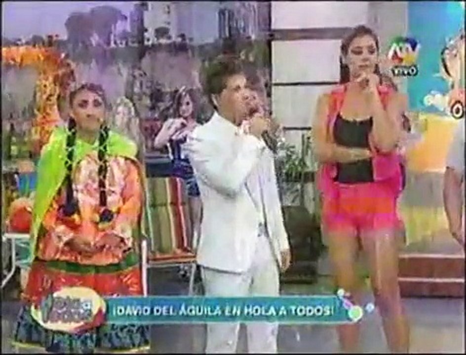 Jenko del Río es humillado en Hola a todos por David del Águila