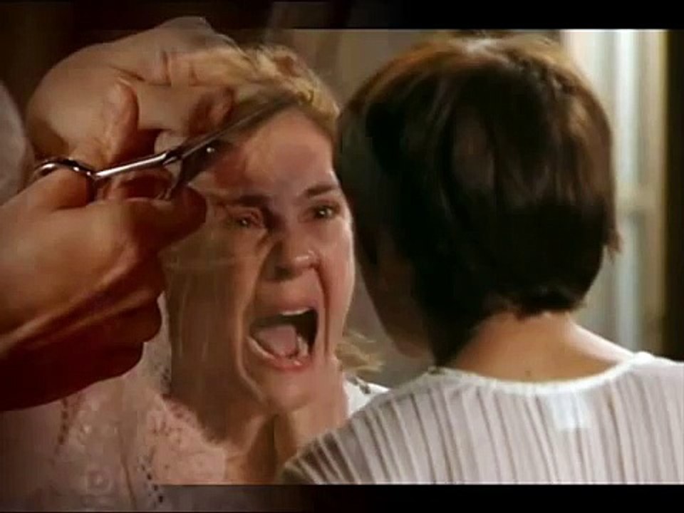 Me serve vadia, me serve. ♫ Carminha e Nina (Avenida Brasil)