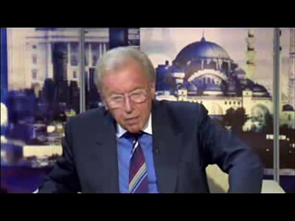 † Benazir Bhutto Killed - Newsflash