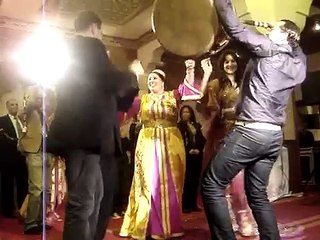 NOOR  ,la star marocaine DANSE AU MARIAGE DE LA CHANTEUSE SAIDA CHARAF