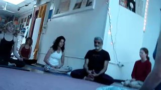 Dharma Mittra speaks on yoga, meditation & diet