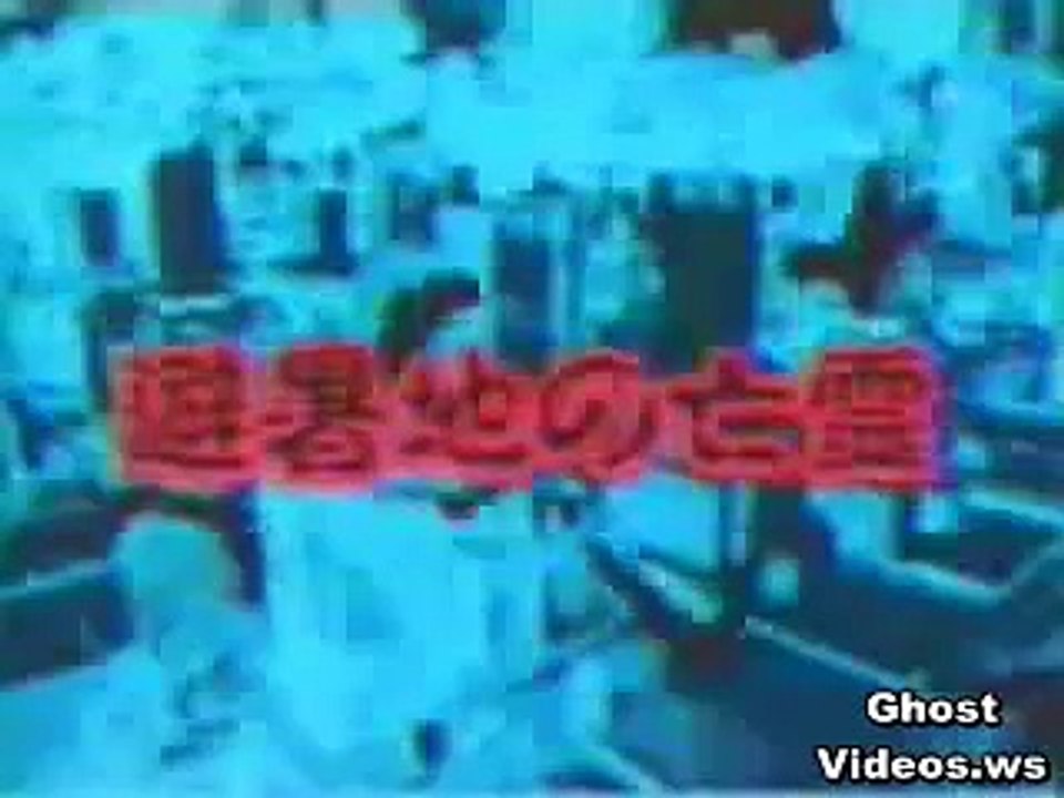 ghost-face-stalks-a-japanese-family