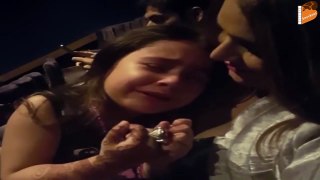 Little Girl's EMOTIONAL BREAKDOWN  after Watching Salman Khan's Bajarani Bhaijaan.