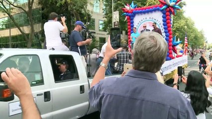 Parade à Sacramento pour honorer les "héros" du Thalys