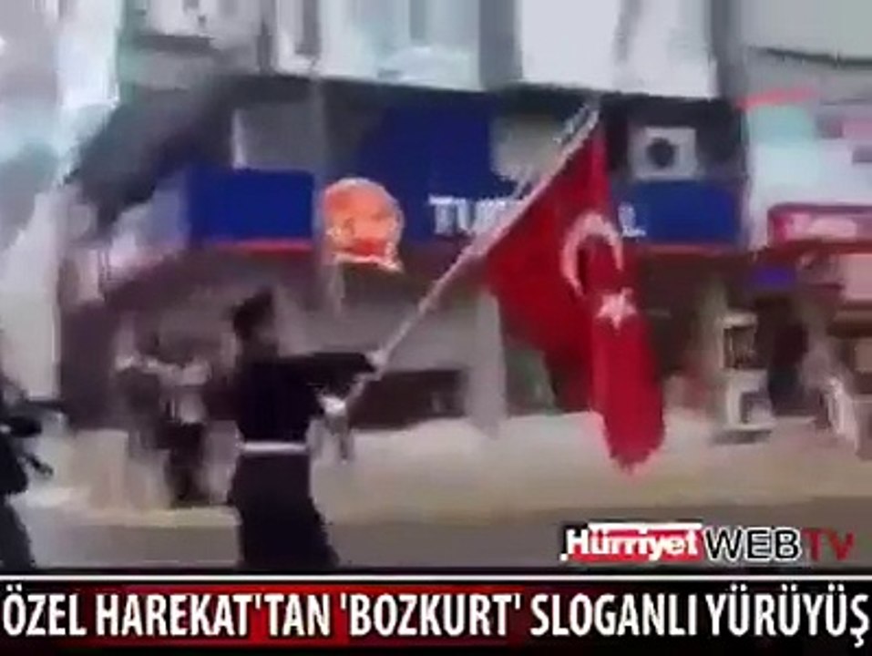 Özel Harekat Bozkurtlarından Anlamlı Yürüyüş