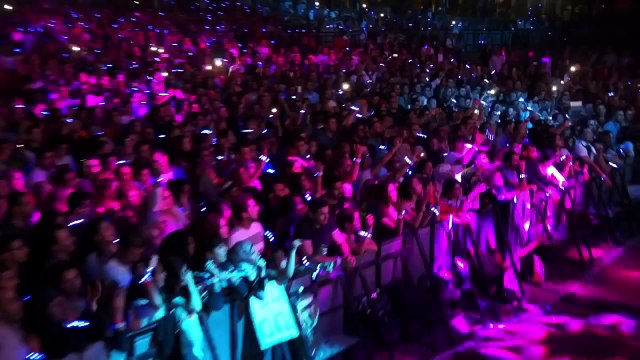 Amr Diab - Raseif Nemra Khamsa (Dubai Dec. 2014) عمرو دياب - رصيف نمرة خمسة