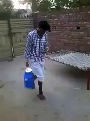 موبائل کے ساتھ ہر وقت کھیلنے کا انجام