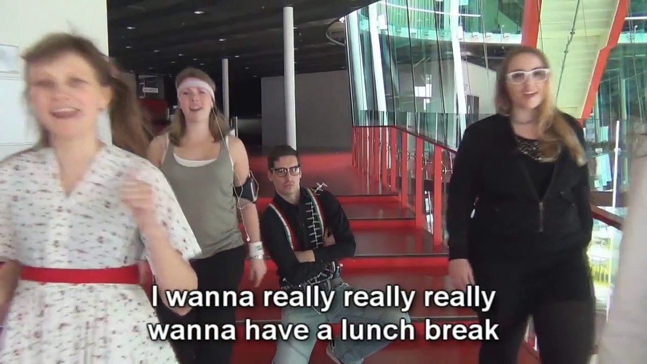 If you wanna be in Science - The Spice Students (Spice Girls parody)