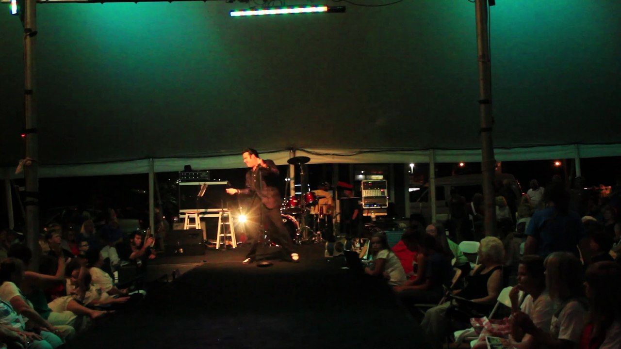 Brian Dunning sings 'Ain't That Loving You Baby' Elvis Week 2015