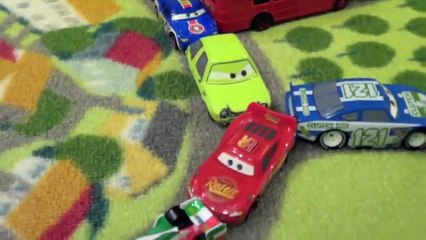 Disney Cars Traffic Jam with Toys from Original Cars and Cars 2 Diecast Collection in a Pile Up