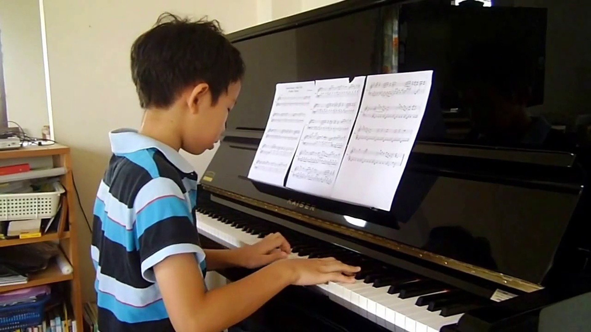 Forrest Gump  piano theme [ by  Erg เอิ๊ก ,my elder son]