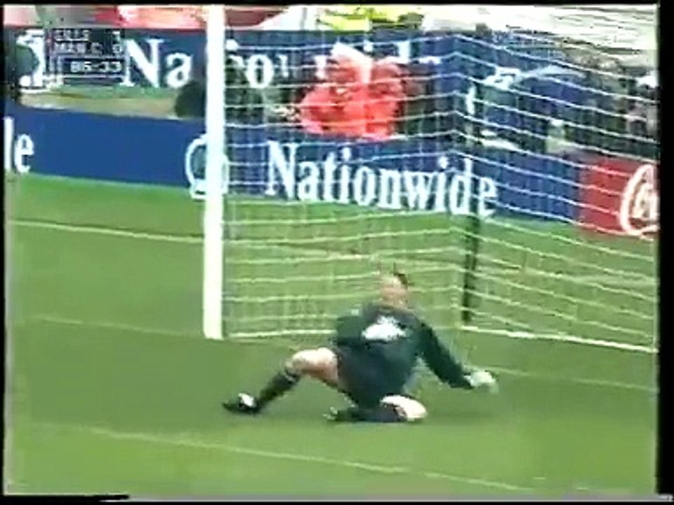 Manchester City v Gillingham 2nd half up to Dickovs goal 93 mins