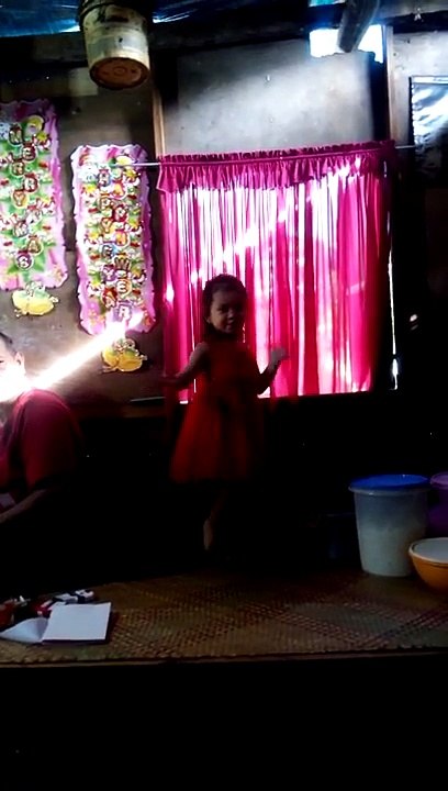 2year-old baby Rhaine dancing