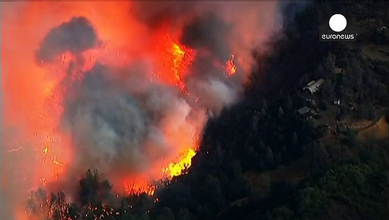 Des dizaines de milliers d'hectares en flamme en Californie