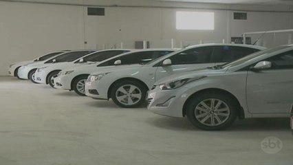 Crise faz crescer a venda de carros seminovos