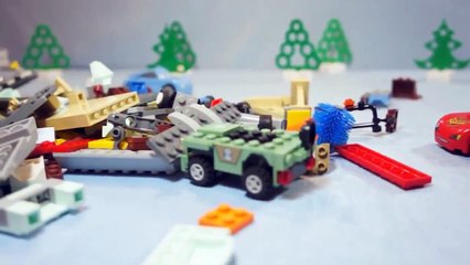 Герои мультфильма ТАЧКИ  МОЛНИЯ МАККУИН  Разрушенный город   Собираем машинки  Видео для детей