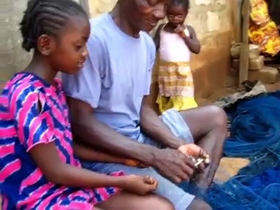 Children from Ghana  life  school  traditional dance