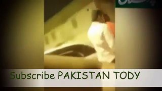 Pakistani Making Fun INDIAN's In Dubai l Your Are From INDIA Mouka Mouka