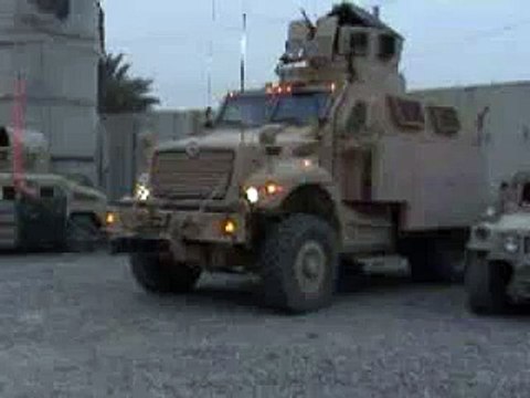 US Army House To House Combat Patrol Baghdad Iraq