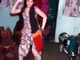 Hot Pakistani Girl Dance On Munni Badnam