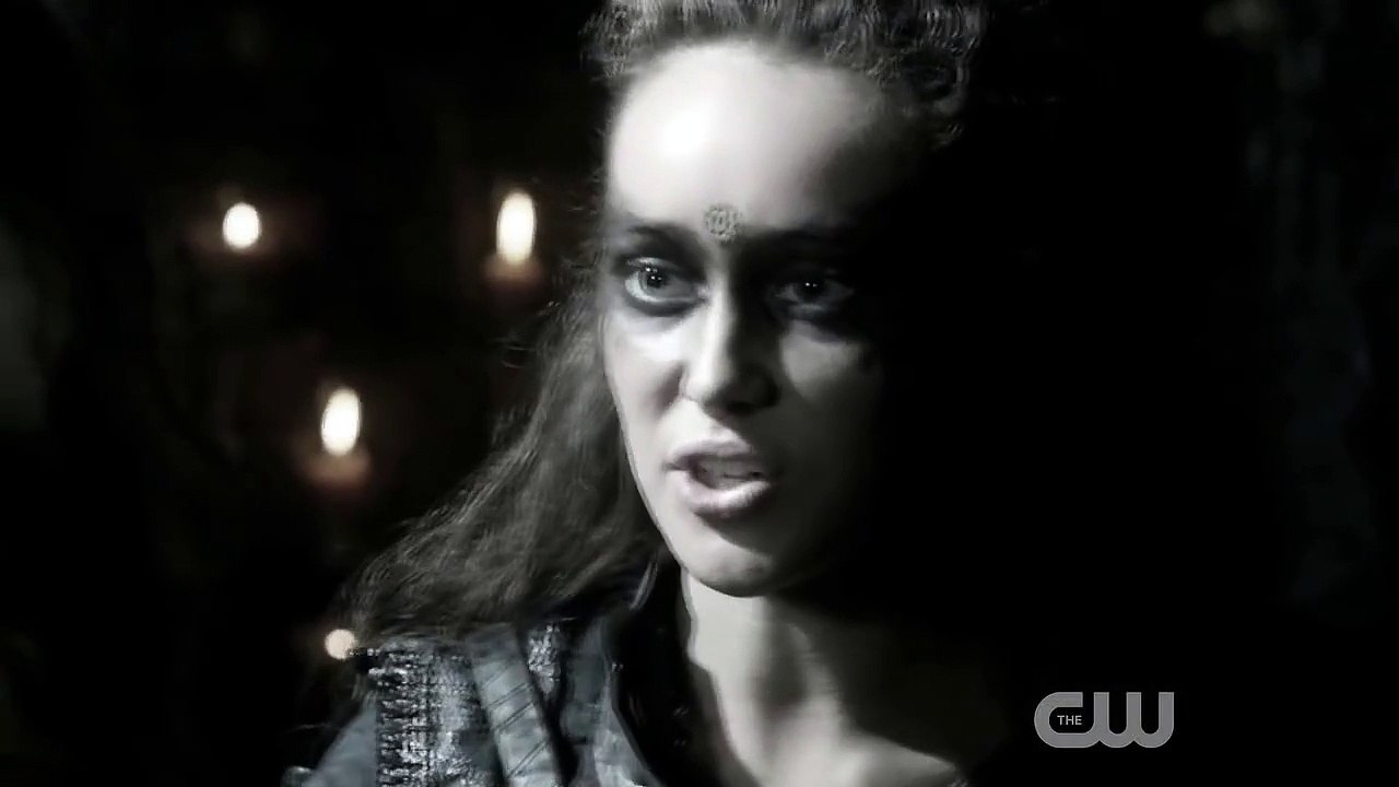 Clarke & Lexa | Bleeding Love | "It can't be over, not yet"