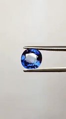 Flawess ,unheated 5.19 carats Blue sapphire,nigeri