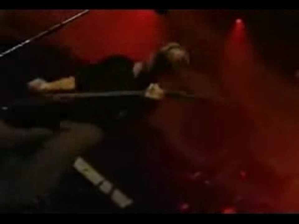 Linkin park somewhere i belong  live @ k