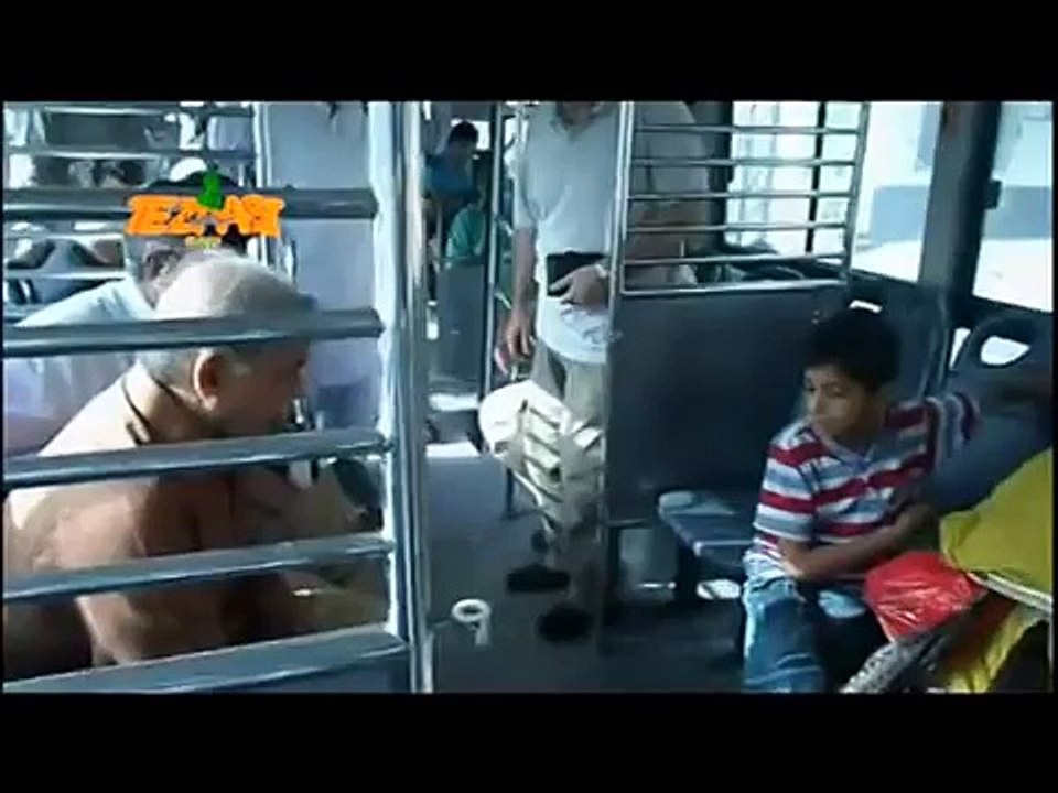 tayezabi tot - shebaz sharif on bus - 2015