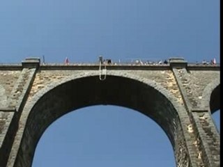 Saut à l'élastique de Juju