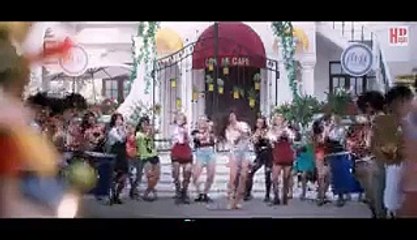 Abhi Toh Party Shuru Hui Hai VIDEO Song - Sonam Kapoor