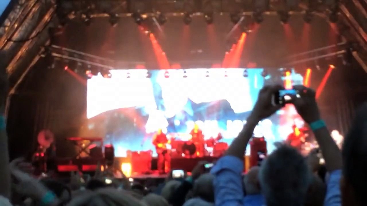 Sir Tom Jones @ Alnwick Castle 8th August 2015 (Burning Hell)