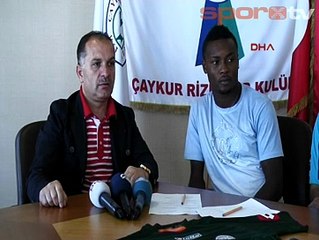 Rizespor'a Nijerya milli stoper!