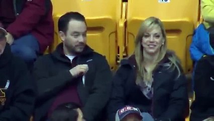 Guy Pulls Out Sign on Gophers Kiss Cam