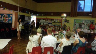 Daughter Sings A Farewell Tribute To Mr Doran Head Teacher Of Holy Trinity Academy Newark