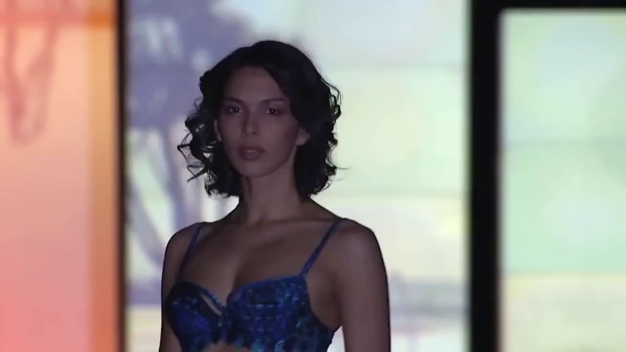 Hot Lingerie Fashion Show