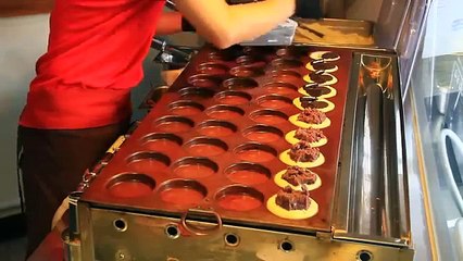 Japanese Street Food   Filling Cake GOZA SOROH