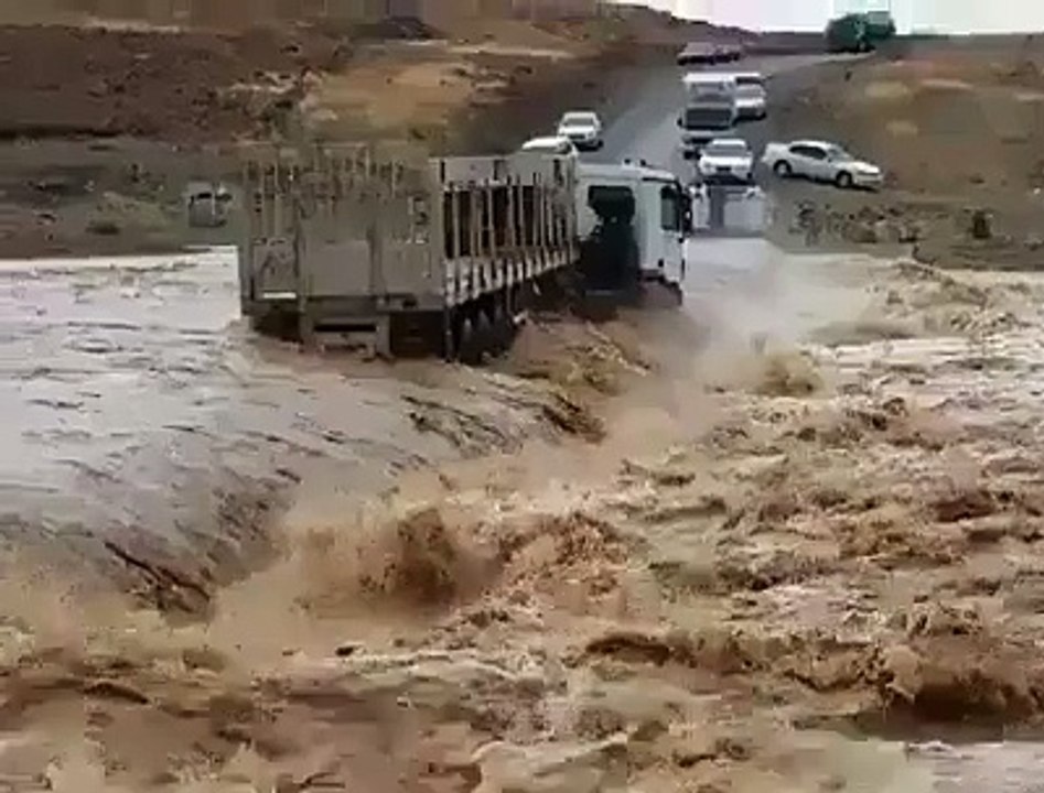 Powerful of Flood Water - Must Watch